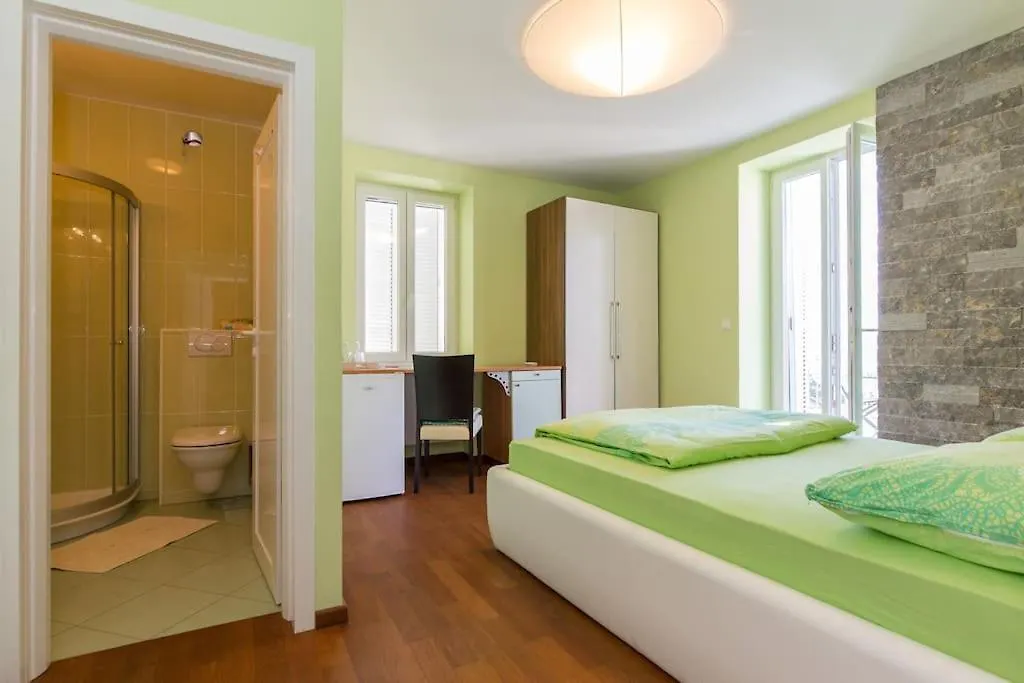 Villa Ajda - Green Room Omisalj Apartment