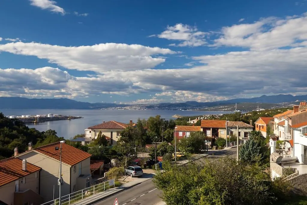Villa Ajda - Green Room Omisalj Croatia